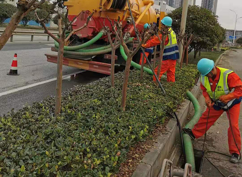 丘北市政管道清淤